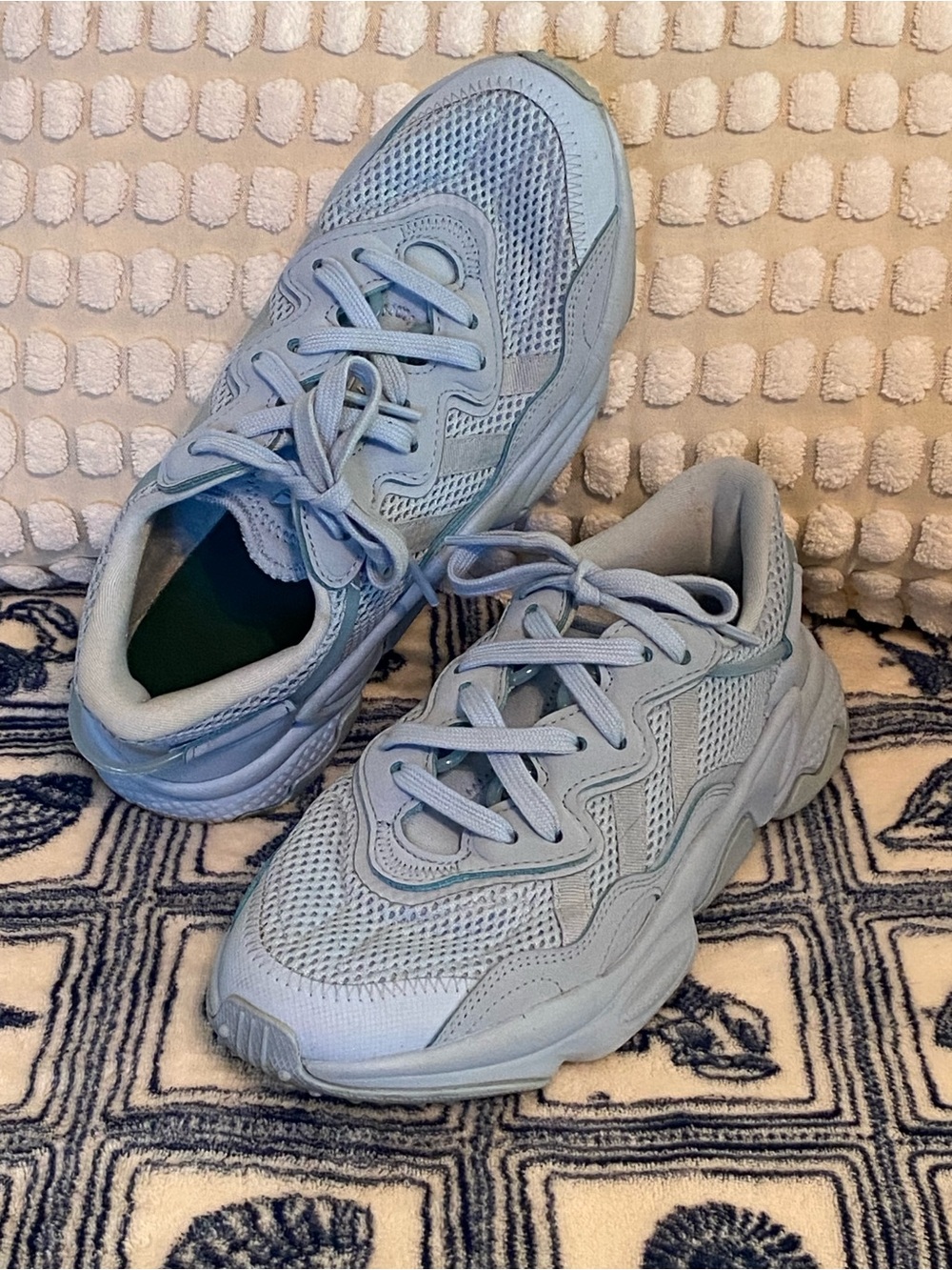 adidas Ozweego Women's Sneakers - Light Blue, Size 6